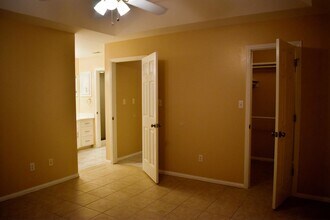 6800 N 8th St, Unit Apartment A in McAllen, TX - Building Photo - Building Photo
