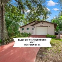 6700 Turner St N in St. Petersburg, FL - Building Photo