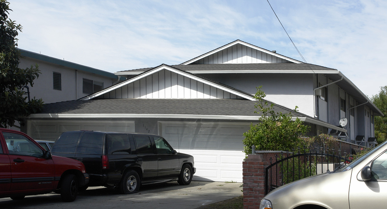 1142 Rex Rd in Hayward, CA - Building Photo