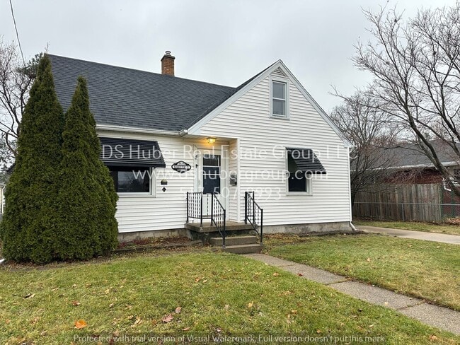 property at 2315 Marguerite Ave