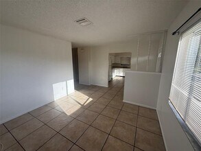 11351 Poplin Ave in Englewood, FL - Building Photo - Building Photo