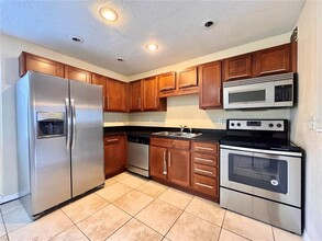 1926 Conway Rd in Orlando, FL - Building Photo - Building Photo