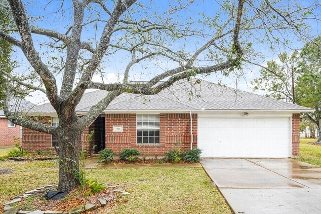 property at 521 Cedar Ave