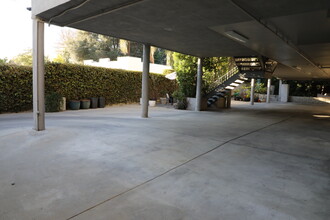 1309 E Orange Grove Blvd, Unit 4 in Pasadena, CA - Building Photo - Building Photo