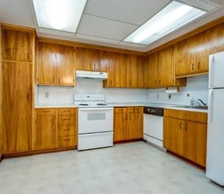 5-Unit Apartment in Seattle, WA - Building Photo - Interior Photo