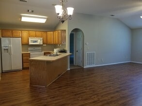 18 Fairbrook Ln in Clarksville, AR - Building Photo - Building Photo