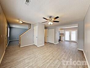 313 Green Rose Rd in Columbia, SC - Foto de edificio - Building Photo