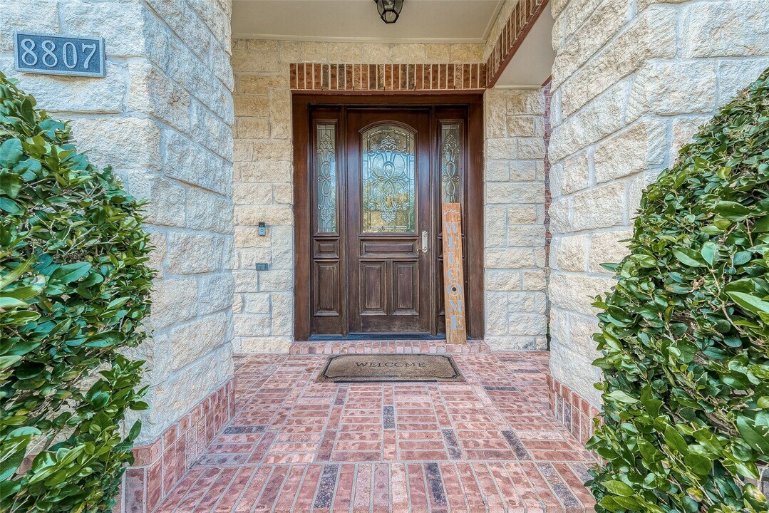 8807 Stones Throw Ln in Missouri City, TX - Building Photo
