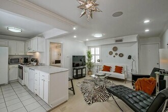 1323 Dauphine St, Unit 3 in New Orleans, LA - Building Photo - Building Photo