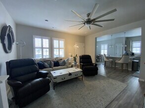16447 Rustlers Range Pt in Monument, CO - Foto de edificio - Building Photo