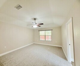 5793 Jade Moon Cir in Milton, FL - Building Photo - Building Photo