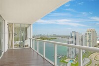 245 Michigan Ave, Unit 2504 in Miami Beach, FL - Foto de edificio - Building Photo