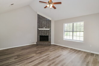6794 Valerie Dr in Olive Branch, MS - Building Photo - Building Photo
