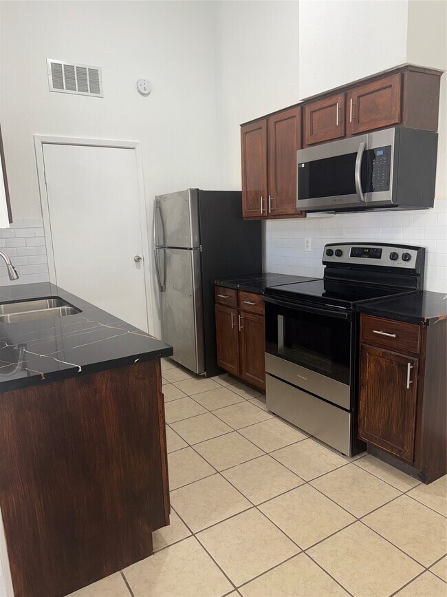 11008 Misty Summit Dr