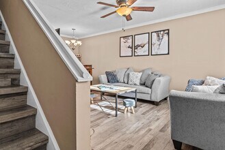 100 Woodstone Dr in Athens, GA - Building Photo - Building Photo