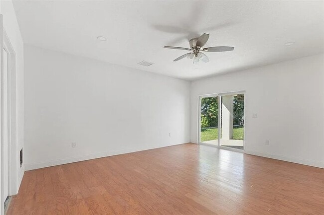 2908 NW 8th Ct in Fort Lauderdale, FL - Building Photo - Building Photo