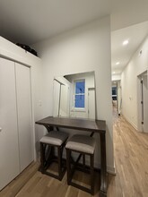 1108 N Paulina St, Unit 3F in Chicago, IL - Building Photo - Building Photo