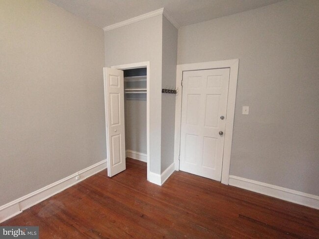 307 Dolphin St in Baltimore, MD - Building Photo - Building Photo