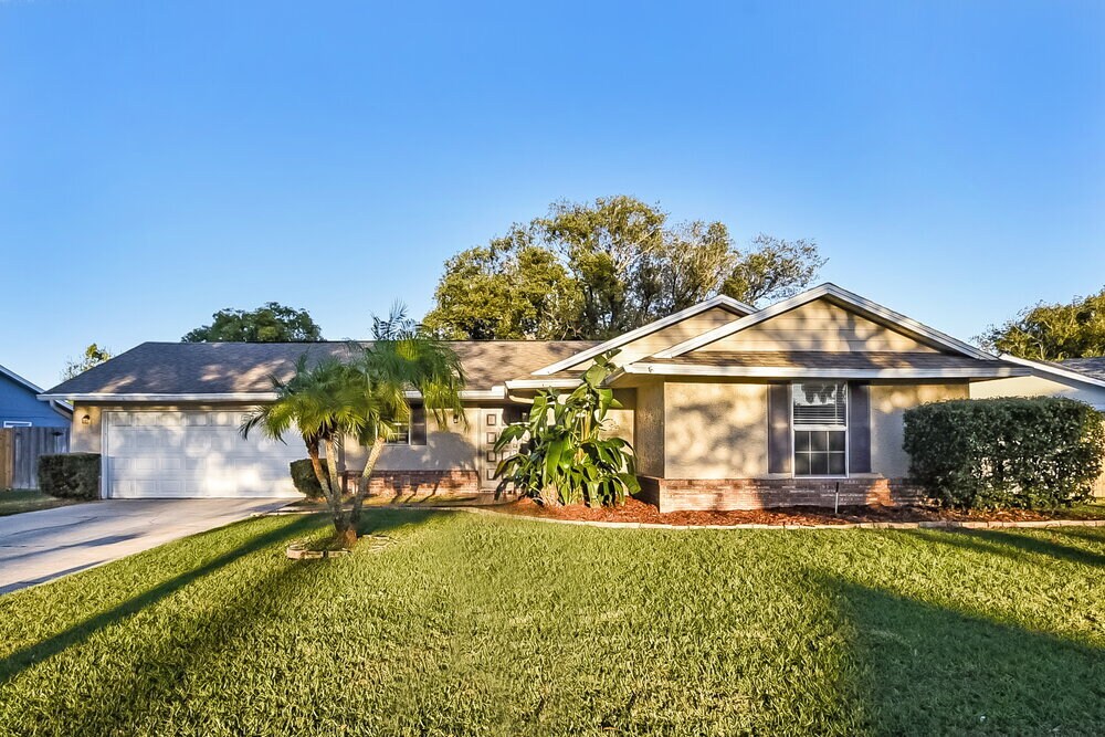 4863 Reginald Rd in Orlando, FL - Foto de edificio