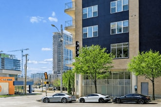 Moda Apartments in Dallas, TX - Building Photo - Building Photo