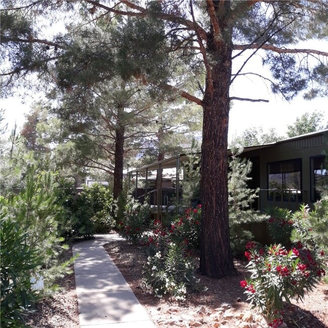 property at 1365 E McVicar Ave