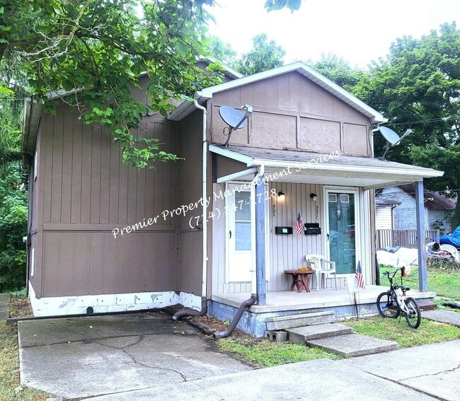property at 731 E Main St
