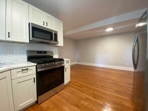 120 Marginal St in Boston, MA - Building Photo - Building Photo