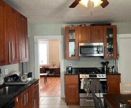 273 Cardinal Medeiros Ave, Unit 2 in Cambridge, MA - Building Photo - Building Photo