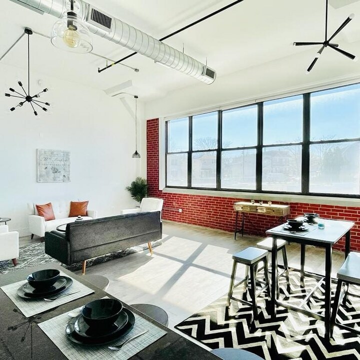 300 Hoyt St in Kearny, NJ - Building Photo