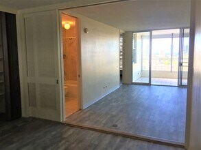 1556 Piikoi St in Honolulu, HI - Building Photo - Building Photo