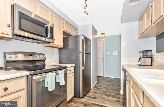 13105 Briarcliff Terrace-Unit -11-1104 in Germantown, MD - Building Photo - Building Photo