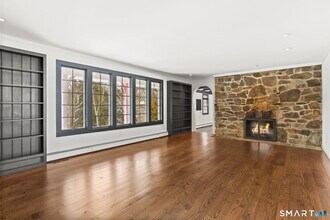 11 Partrick Ln in Westport, CT - Building Photo - Building Photo