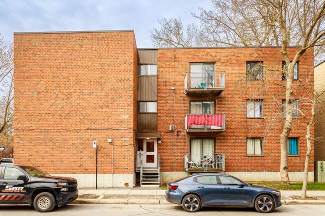 1100 Soulanges St in Montréal, QC - Building Photo - Building Photo