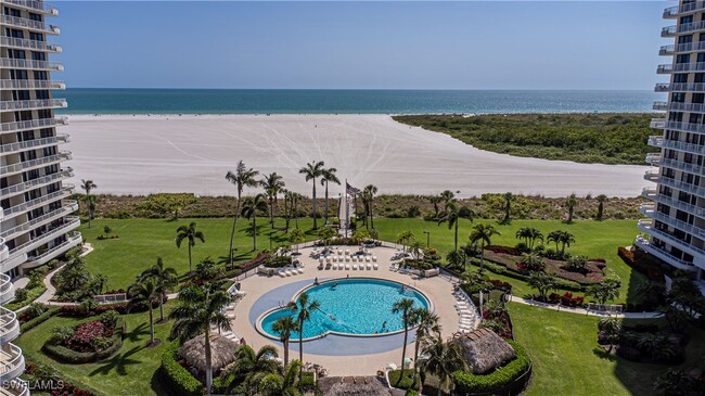 320 Seaview Ct in Marco Island, FL - Building Photo - Building Photo