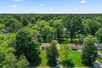 1909 Mayfair Dr in Indianapolis, IN - Building Photo - Building Photo