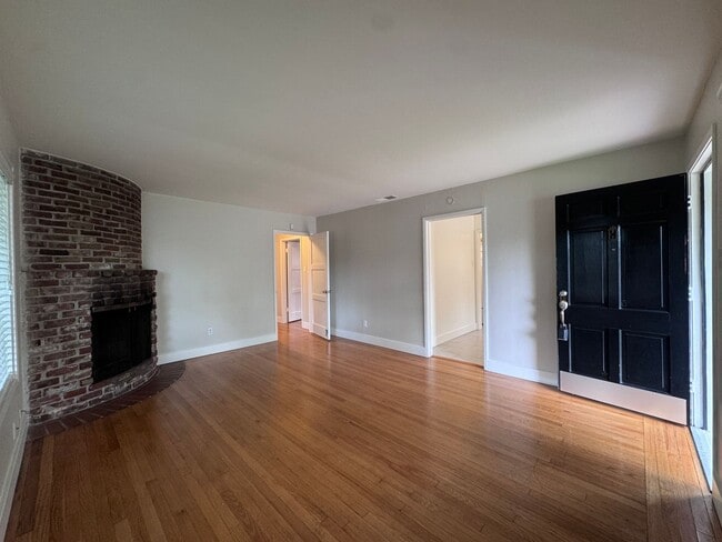 562 Lagomarsino Way in Sacramento, CA - Building Photo - Building Photo