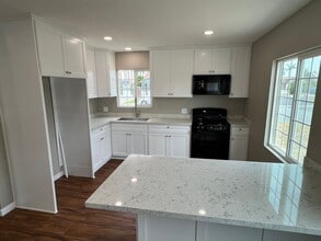 11772 Samuel Dr in Garden Grove, CA - Building Photo - Building Photo