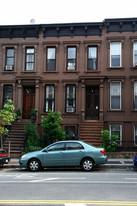 393 9th St Apartments