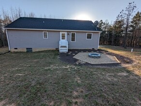 58 Sugarfork Rd in Cumberland, VA - Building Photo - Building Photo