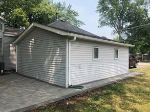 32 Heather Dr in Crystal Lake, IL - Building Photo - Building Photo