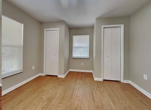 13006 Creek Manor Ct in Riverview, FL - Building Photo - Building Photo