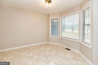 14 Hiram Dr in Newnan, GA - Building Photo - Building Photo