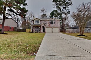 7010 Durango Dr in Magnolia, TX - Building Photo