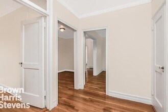 4513 Manhattan College Pkwy in Bronx, NY - Building Photo - Building Photo