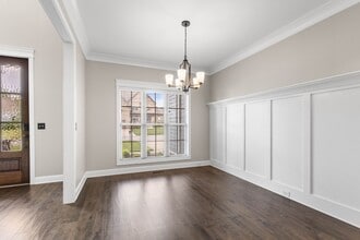 1004 Chagford Dr in Clarksville, TN - Building Photo - Building Photo