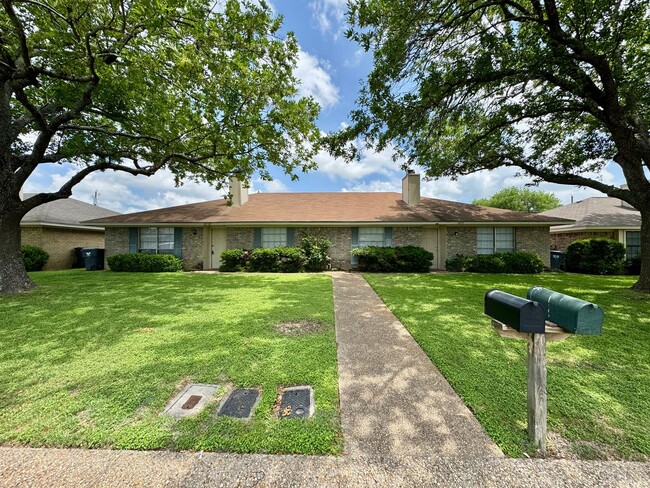 property at 1408 Chapel Ridge Rd