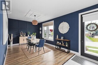160 Sycamore St in Blue Mountains, ON - Building Photo - Building Photo