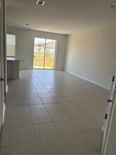 2951 Savoir in Davenport, FL - Building Photo - Building Photo