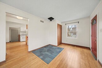 808 E Cross St in Ypsilanti, MI - Building Photo - Building Photo