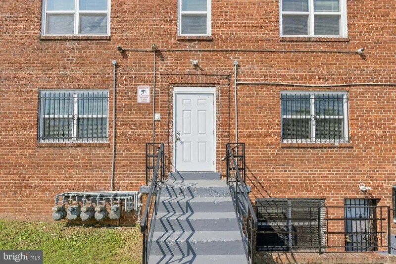 430 Condon Terrace SE in Washington, DC - Foto de edificio